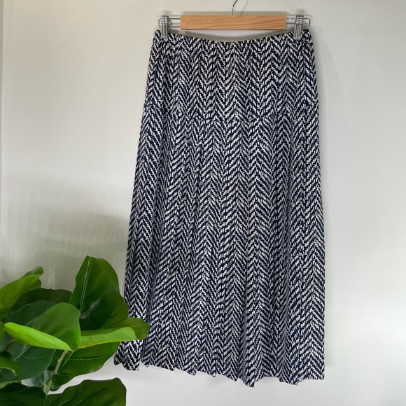 Vintage Dresses & Skirts - Vintage Navy Blue White Pleated MIDI Skirt